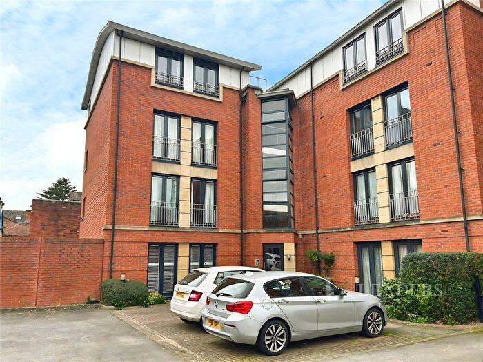1 Bedroom Flat For Sale In St. Marys Street, Worcester, Worcestershire, WR1