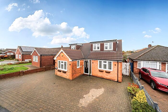 4 Bedroom Detached Bungalow For Sale In Jenkins Avenue, Bricket Wood, St. Albans, AL2