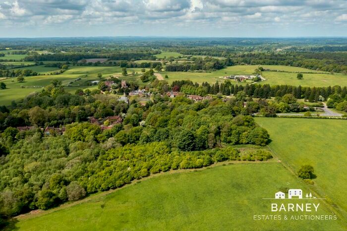 Land For Sale In Land At Chamberlains Meadow, RG27