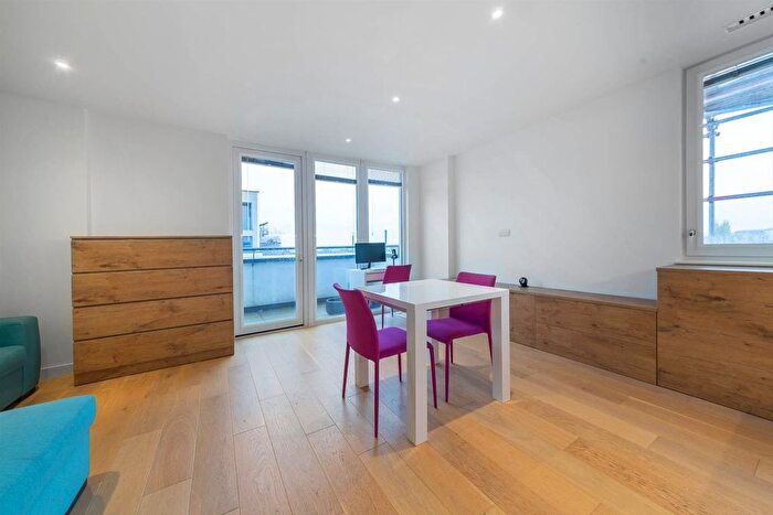 1 Bedroom Flat To Rent In Capitol Way, Colindale, NW9