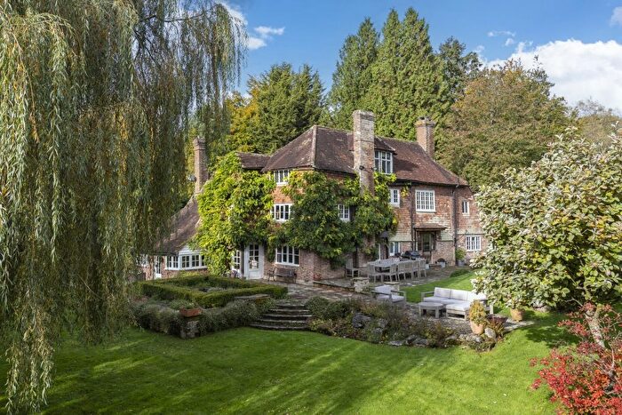 6 Bedroom Barn Conversion To Rent In Cotchford Lane, Hartfield, TN7