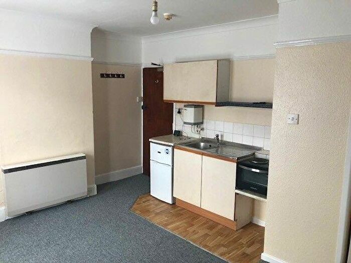 Studio To Rent In Richmond Road, Southampton, SO15