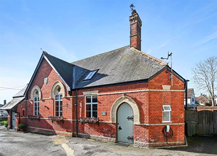 3 Bedroom Detached House For Sale In High Street, Wethersfield, Essex, CM7