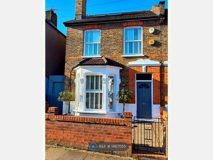 4 Bedroom Terraced House To Rent In Glenfarg Road, London, SE6