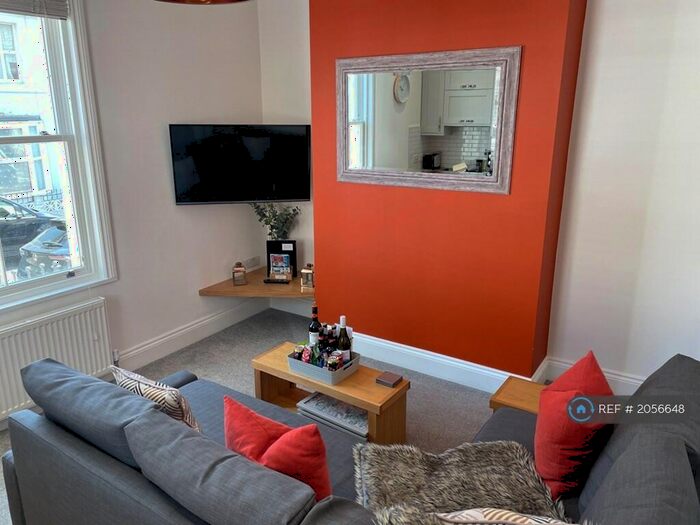 1 Bedroom Flat To Rent In Harvey Street, Folkestone, CT20