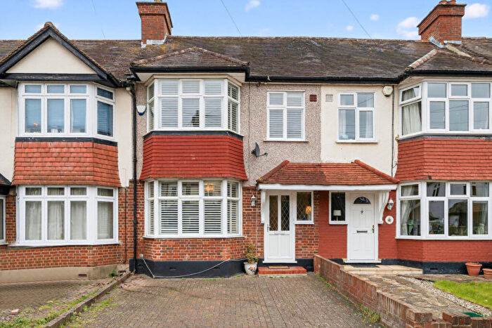 3 Bedroom Terraced House For Sale In Walden Avenue, Chislehurst, Kent, BR7