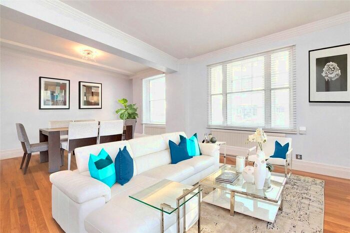 2 Bedroom Flat To Rent In New Cavendish Street, Marylebone, London, W1W
