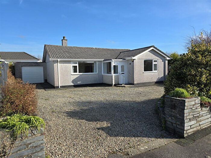 3 Bedroom Bungalow For Sale In Trelinnoe Close, Launceston, PL15