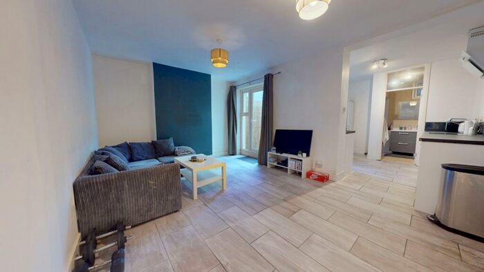 1 Bedroom Flat To Rent In Goldstone Road, Hove, BN3