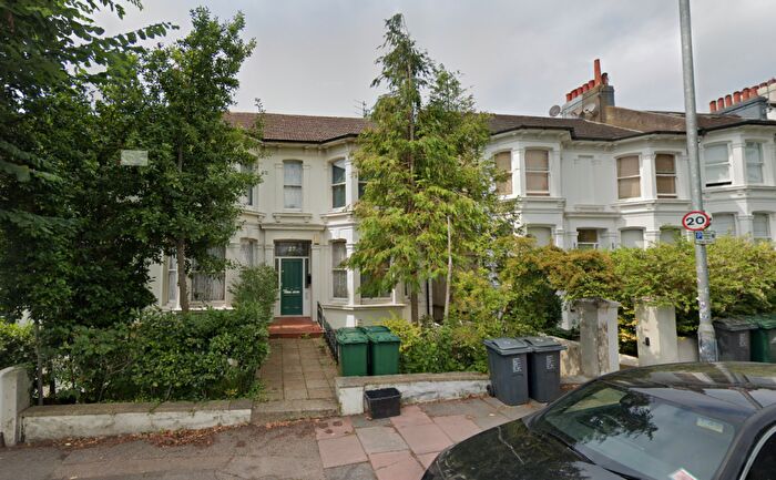 1 Bedroom Apartment To Rent In Beaconsfield Villas, BN1