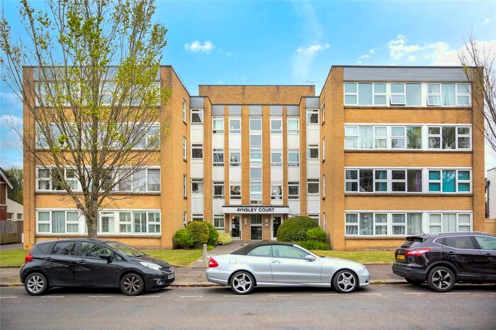 2 Bedroom Flat To Rent In Wilbury Avenue, Hove, BN3