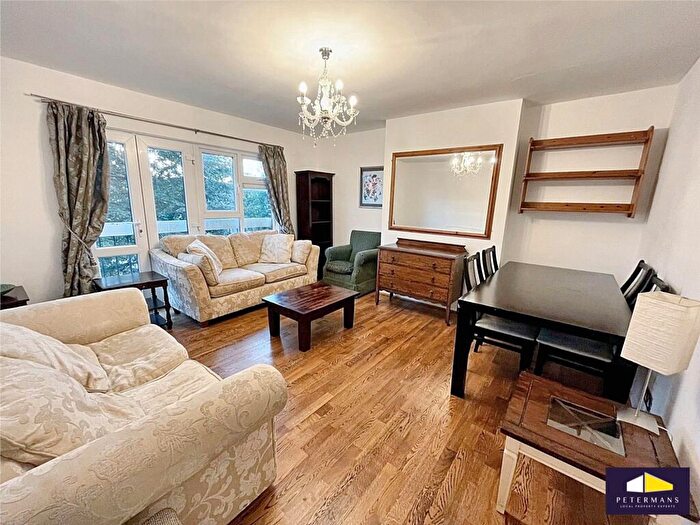 3 Bedroom Flat To Rent In Croxted Road, Bullfinch Court Croxted Road, SE21