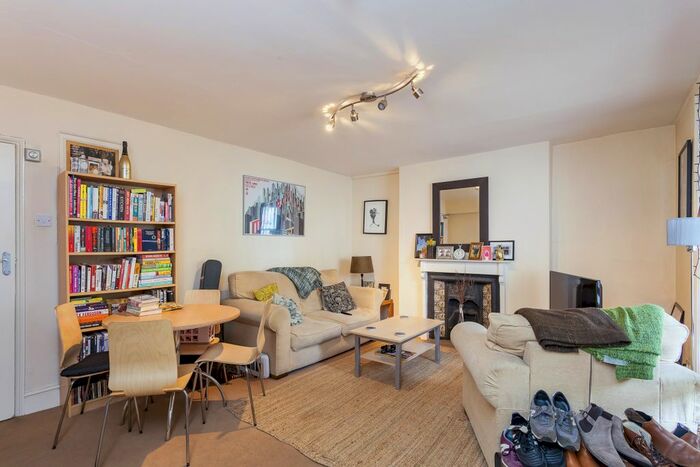 1 Bedroom Flat To Rent In Richmond Way, London, W12