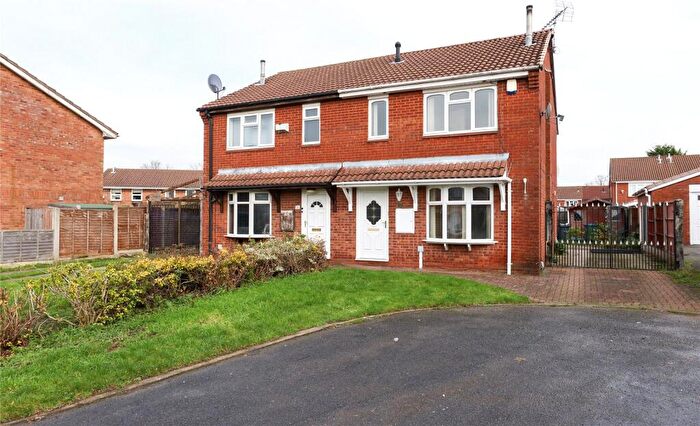 3 Bedroom Semi-Detached House To Rent In Garratt Close, Oldbury, West Midlands, B68