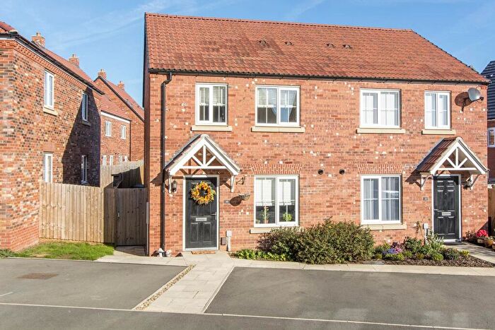 3 Bedroom Semi-Detached House For Sale In Nichols Avenue, Market Harborough, LE16