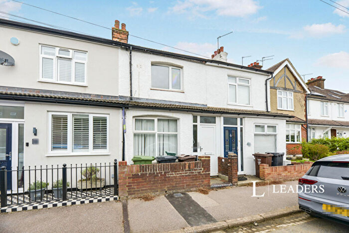 3 Bedroom Terraced House To Rent In Cambridge Road, AL1