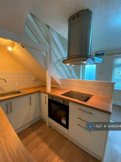 1 Bedroom Semi-Detached House To Rent In The Old Stores, Carmarthen, SA31