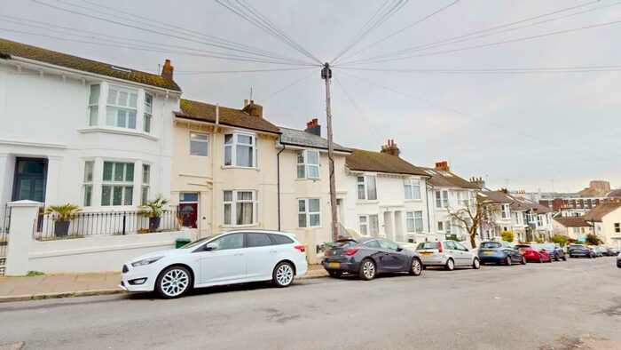 1 Bedroom Flat To Rent In Hamilton Road, BN1