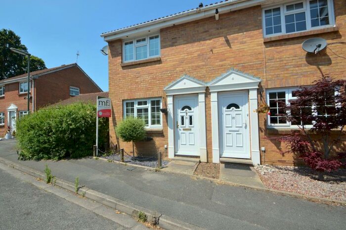 2 Bedroom Terraced House To Rent In Finnart Close, Weybridge, KT13