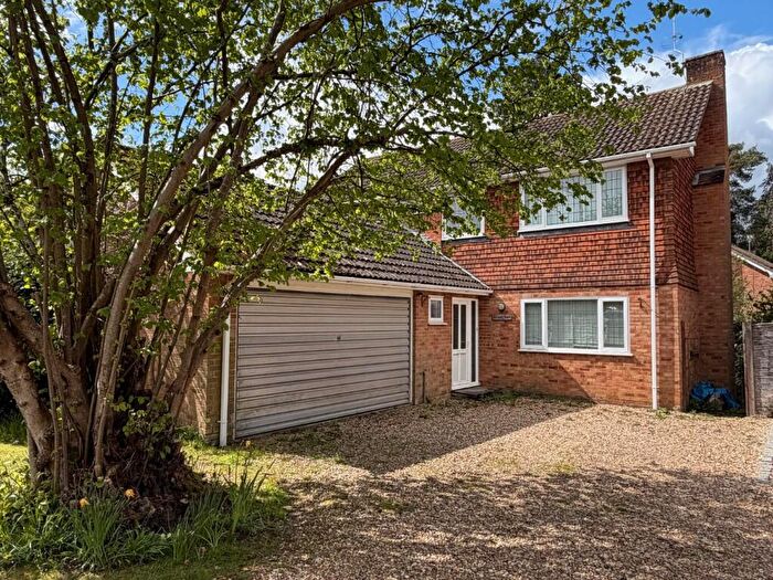 4 Bedroom Detached House For Sale In Grayshott Laurels, Bordon, Hampshire, GU35