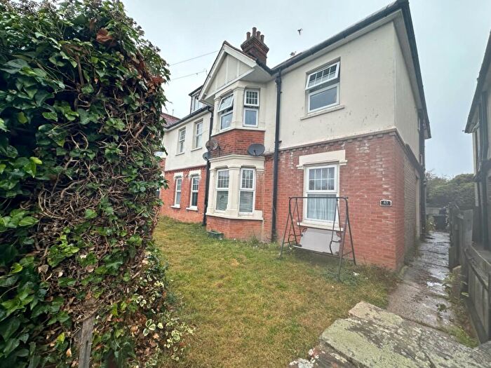 3 Bedroom Flat To Rent In Skelmersdale Road, Clacton-On-Sea, CO15