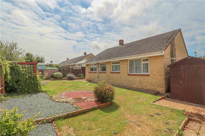 2 Bedroom Bungalow For Sale In Yarborough Close, Godshill, Ventnor, PO38