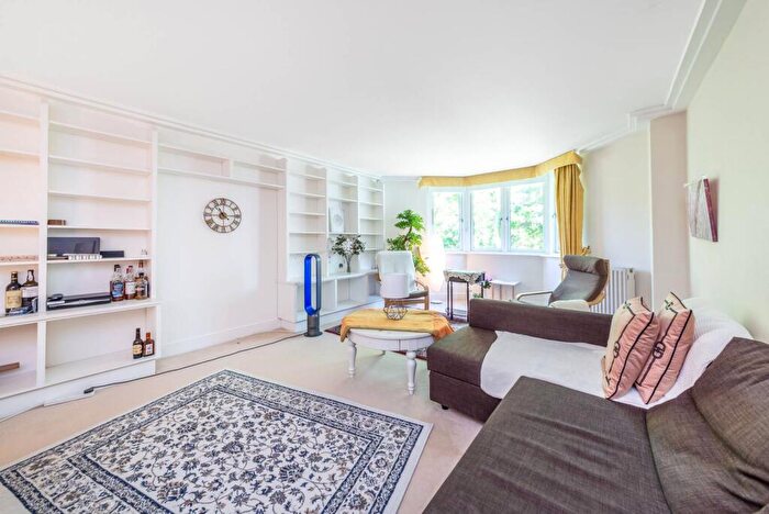 2 Bedroom Flat To Rent In Kidderpore, Hampstead, London, NW3