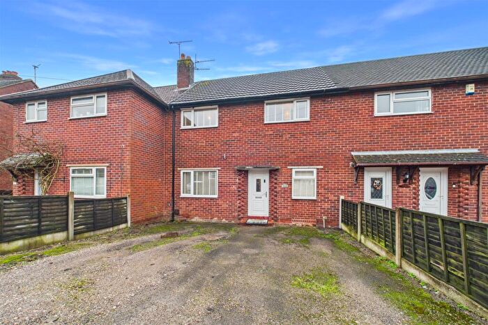 3 Bedroom Town House For Sale In Robina Drive, Cheadle, Stoke-On-Trent, ST10