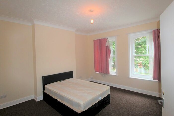1 Bedroom Flat To Rent In Wrottesley Road, Plumstead, SE18