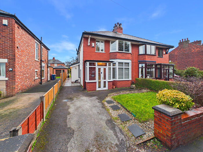 3 Bedroom Semi Detached House For Sale In Sandy Lane, Leyland, PR25