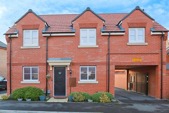 2 Bedroom Flat For Sale In Awe Drive, Lubbesthorpe, Leicester, LE19