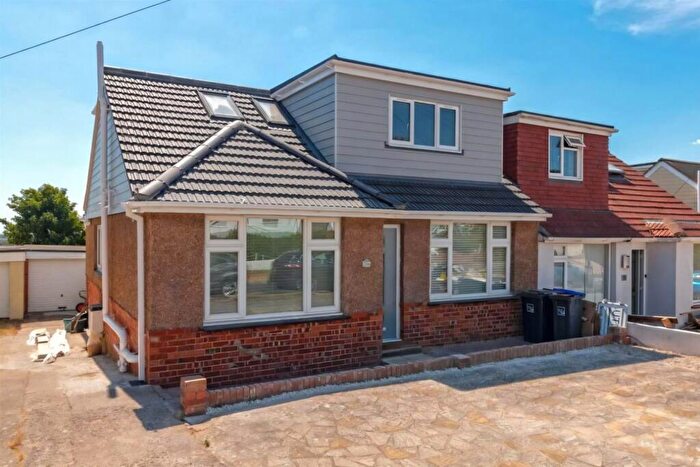 4 Bedroom Bungalow To Rent In Howard Road, Lancing, BN15