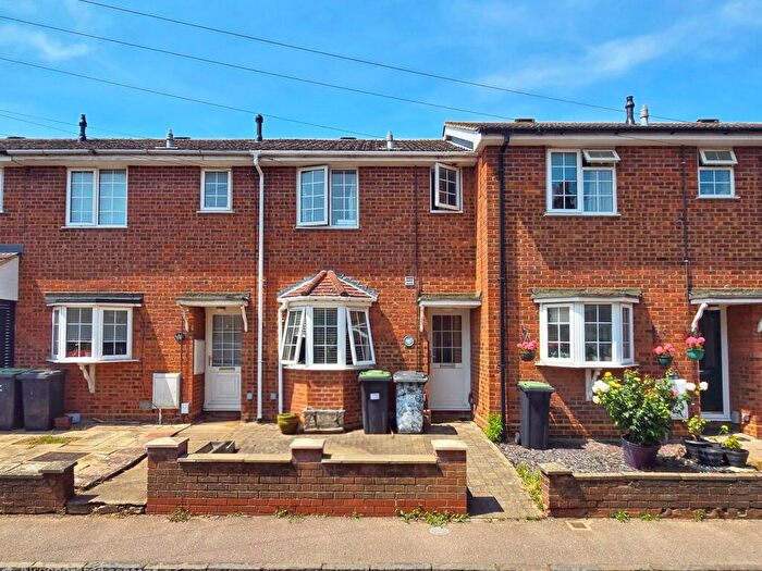 2 Bedroom Terraced House For Sale In Neotsbury Road, Ampthill, Bedfordshire, MK45
