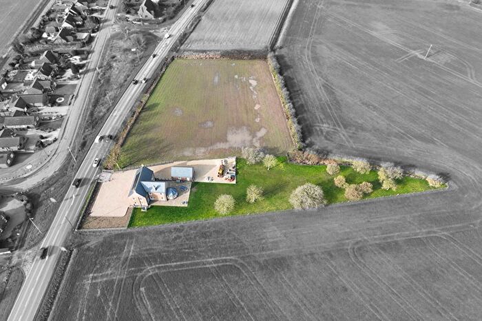 3 Bedroom Detached House For Sale In Washway Road, Gedney, PE12