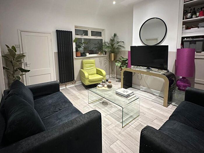 4 Bedroom Property To Rent In Student Lettings -, DE1