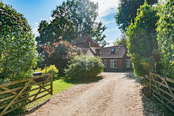 3 Bedroom Detached House For Sale In Guildford Road, Rudgwick, RH12