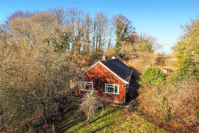 3 Bedroom Bungalow For Sale In Empshott, Liss, Hampshire, GU33