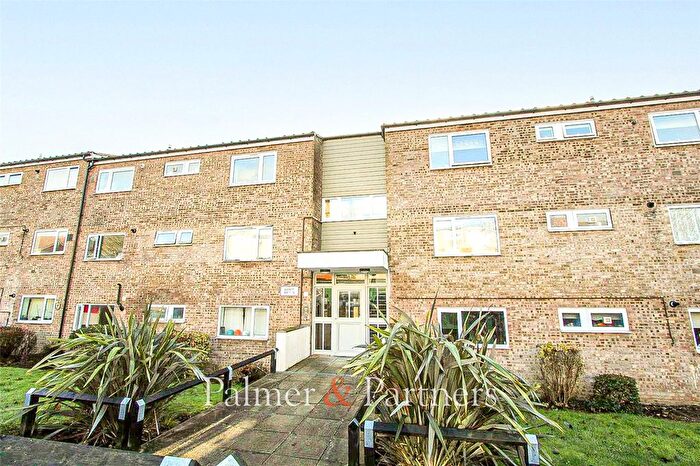 3 Bedroom Flat To Rent In Buffett Way, Colchester, Essex, CO4