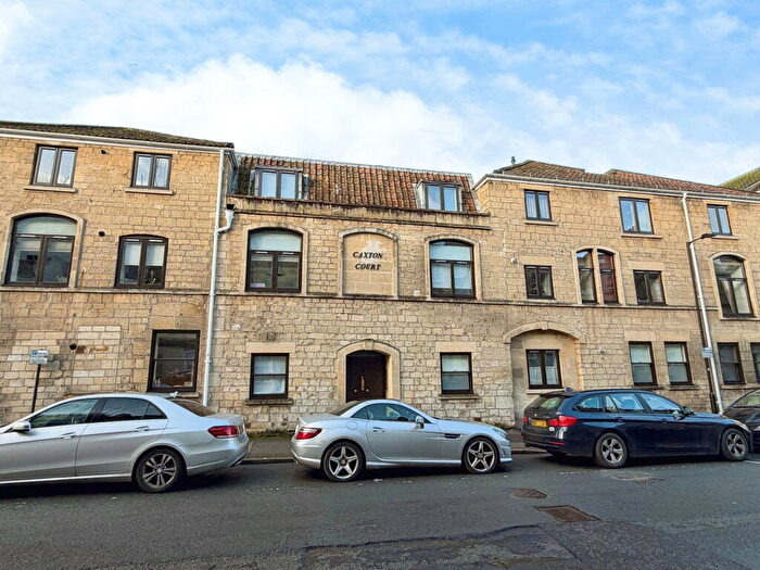 2 Bedroom Flat For Sale In Grove Street, Bath, BA2