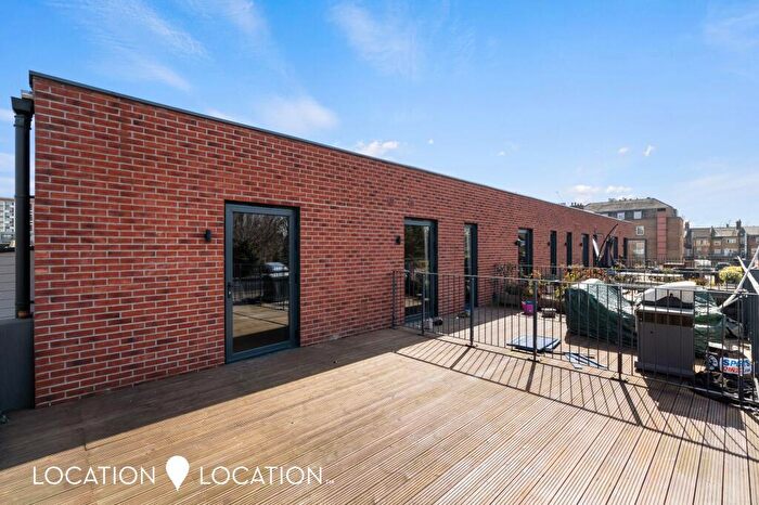 1 Bedroom Flat To Rent In Wilmer Place, London, N16