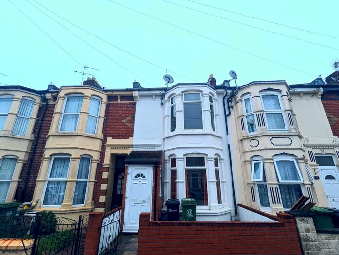 3 Bedroom House To Rent In Wykeham Road, Portsmouth, PO2