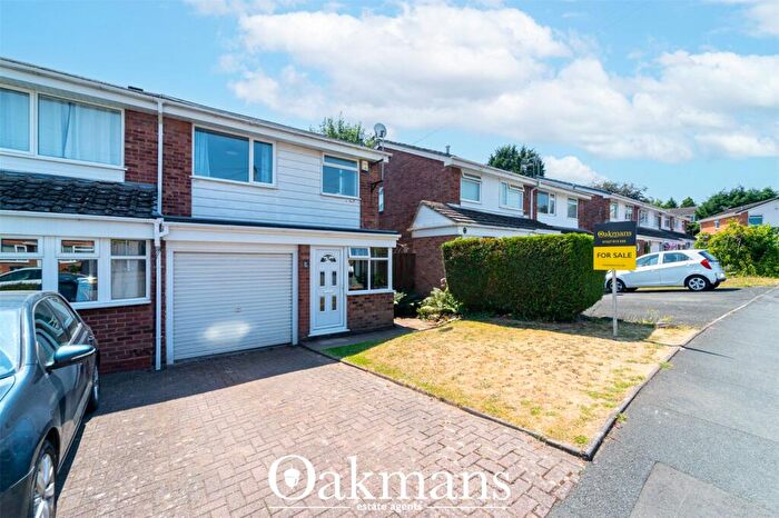 3 Bedroom Semi-Detached House For Sale In Dovecote Road, Bromsgrove, Worcestershire, B61