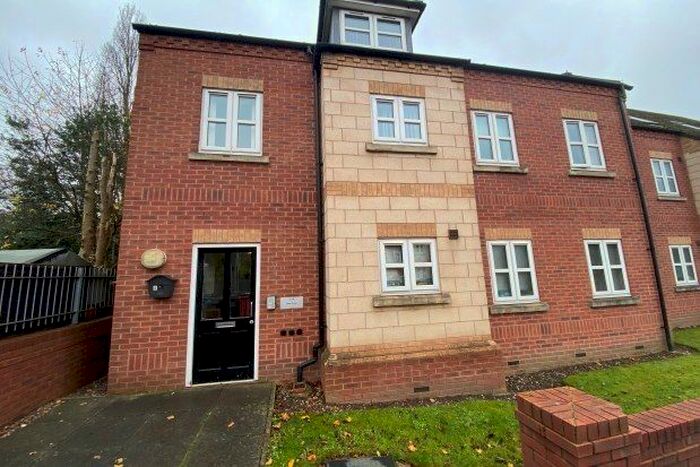 2 Bedroom Flat To Rent In Elder Grove, Wednesfield, WV11