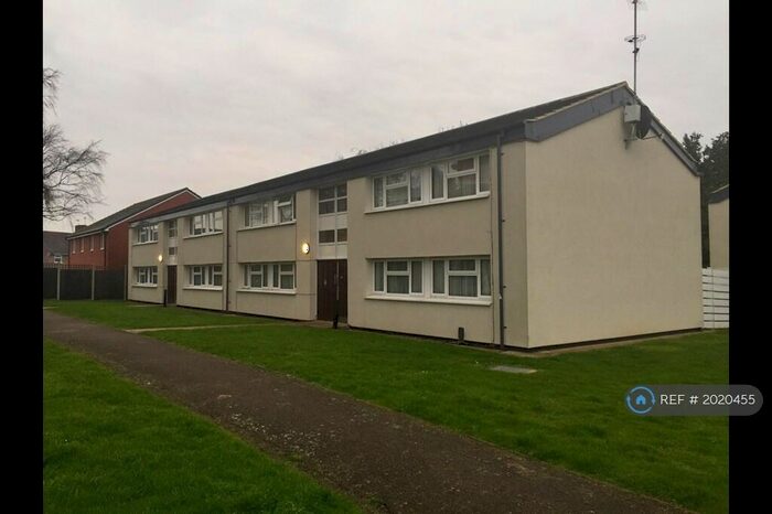 1 Bedroom Flat To Rent In Heaton Avenue, Romford, RM3