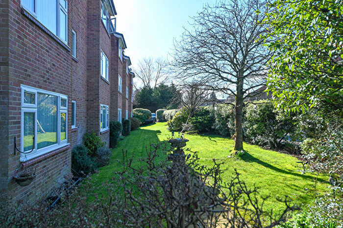 1 Bedroom Retirement Property For Sale In Oaklands, Waterlooville, PO7