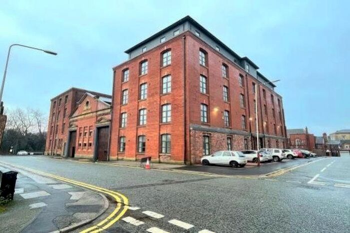 1 Bedroom Flat To Rent In Saville Street, Bolton, BL2