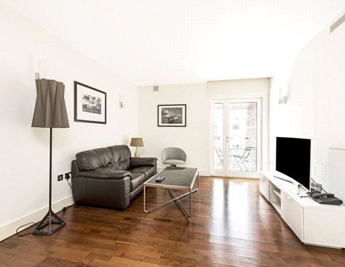 2 Bedroom Flat To Rent In Weymouth Street, Marylebone, W1W
