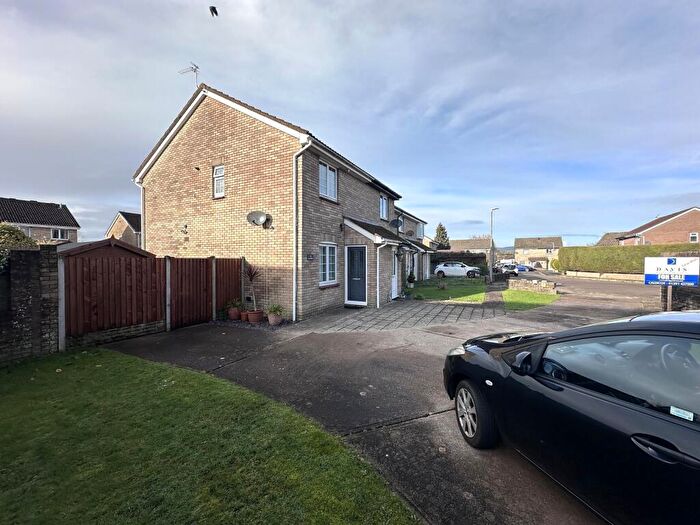 2 Bedroom Semi Detached House For Sale In Lea Close, Undy, Caldicot, Mon., NP26