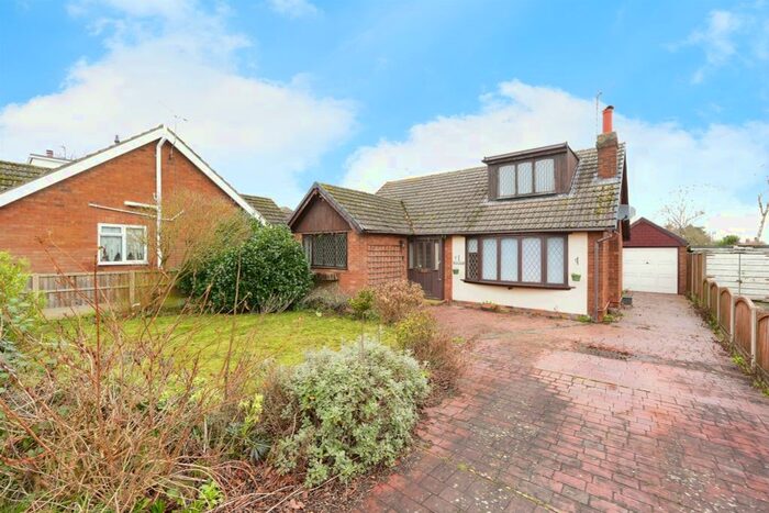 3 Bedroom Detached Bungalow For Sale In Orchard Drive, Burton-Upon-Stather, Scunthorpe, DN15