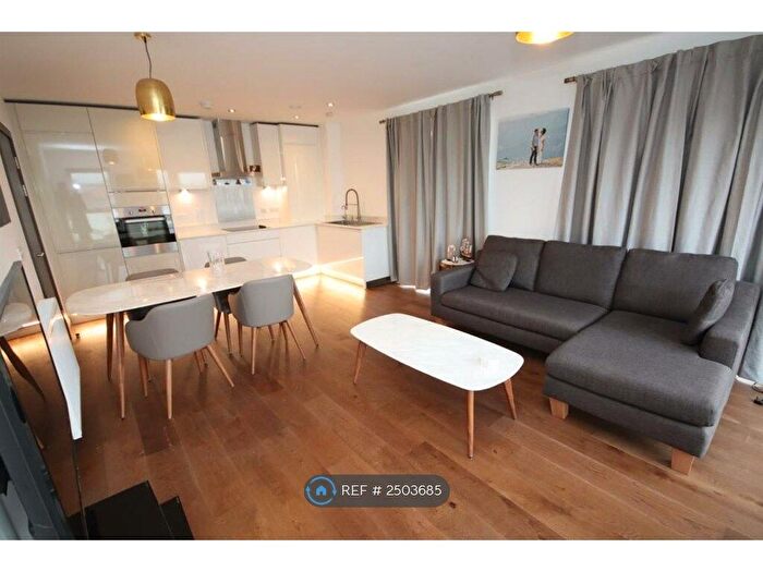 2 Bedroom Flat To Rent In William Mundy Way, Dartford, DA1